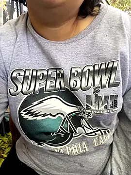 Snapshot of inked_nekoo chatting on 11.04.25 inked nekoo online show from 11.04.25