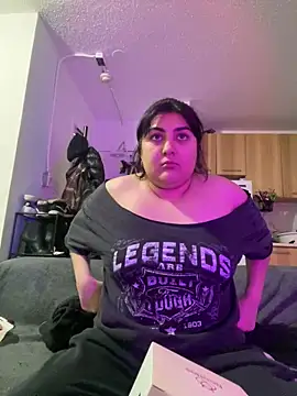 Snapshot of inked_nekoo chatting on 12.13.25 inked nekoo online show from 12.13.25