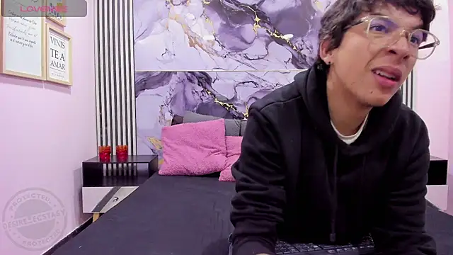 Desire Ecstasy online show from 11.05.25