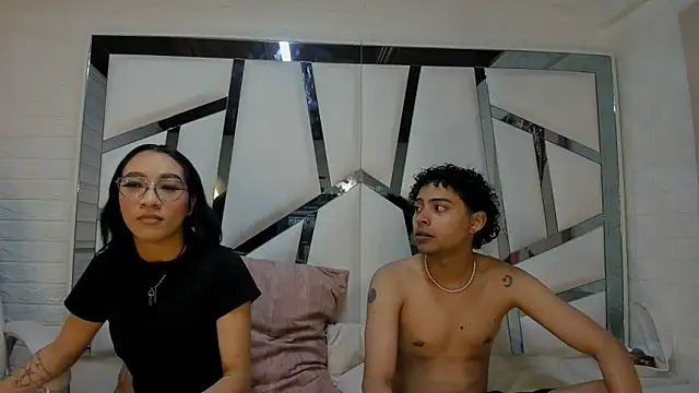 KiaraandEnzzo  online show from 09.13.25
