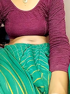 Snapshot of Hut_rotu_cute chatting on 05.21.26 Hut rotu cute online show from 05.21.26