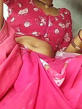 Snapshot of Hut_rotu_cute chatting on 05.23.26 Hut rotu cute online show from 05.23.26