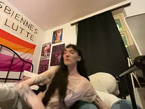 Snapshot of Styxlust chatting on 04.30.26 Styxlust online show from 04.30.26