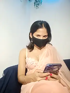 Snapshot of TheSassyGirl7 chatting on 10.25.25 TheSassyGirl7 online show from 10.25.25