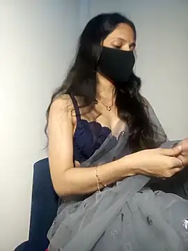 Snapshot of TheSassyGirl7 chatting on 11.05.25 TheSassyGirl7 online show from 11.05.25