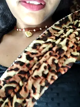 AnanyaKapoor89 online show from 09.20.25