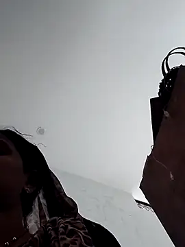 AnanyaKapoor89 online show from 10.15.25