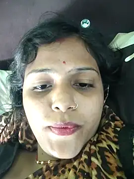 AnanyaKapoor89 online show from 11.11.25