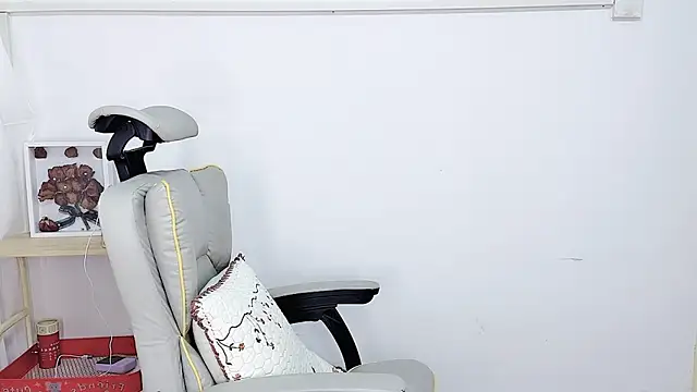 Dec-7758 online show from 04.16.26