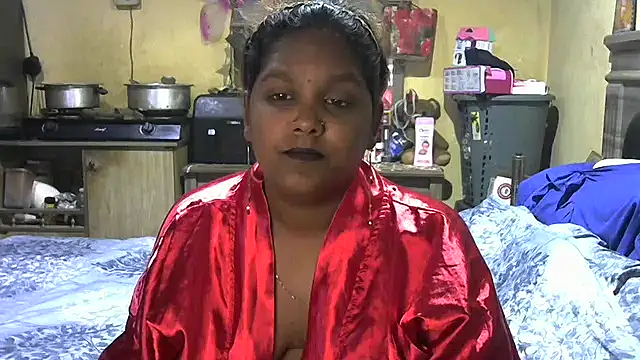 Snapshot of crazyloverstasmike chatting on 10.01.25 crazyloverstasmike online show from 10.01.25