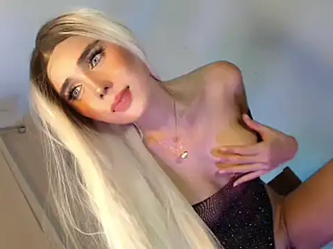 Onegreattransdiva online show from 04.21.26