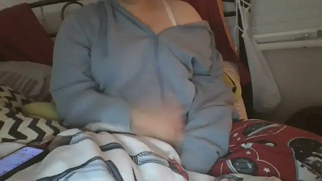 Snapshot of lu_official1 chatting on 11.11.25 lu official1 online show from 11.11.25