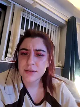 Snapshot of SerenaVice chatting on 10.25.25 SerenaVice online show from 10.25.25