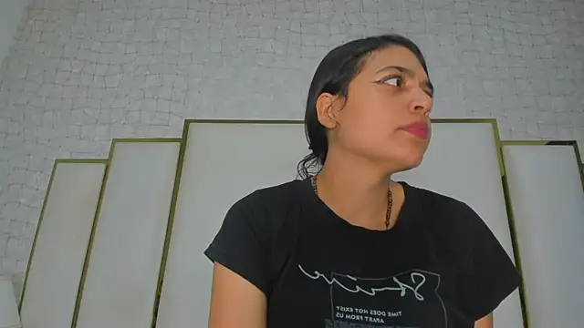 thalia888  online show from 04.20.26