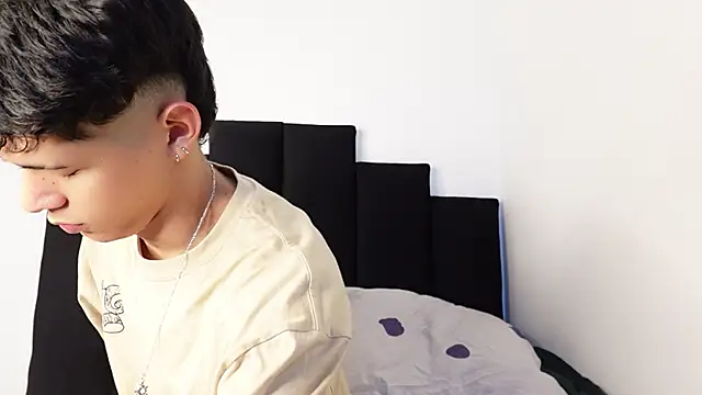 alexmark  online show from 09.25.25