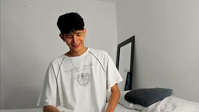 alexmark  online show from 11.13.25