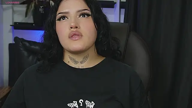 sari belle online show from 04.18.26