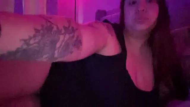 Snapshot of marcylove chatting on 10.16.25 marcylove online show from 10.16.25