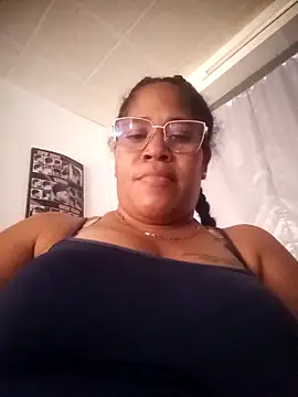 Big ass submissive online show from 09.15.25