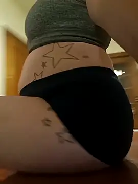 DeziBaby1087 online show from 04.06.26