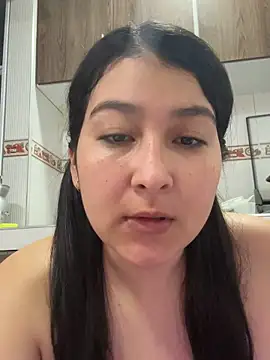 evelyn 1702 online show from 10.29.25