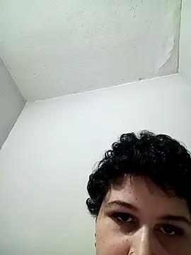 Snapshot of Gkat_branquinha chatting on 10.27.25 Gkat branquinha online show from 10.27.25