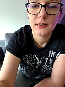 Swiss Lady online show from 12.20.25