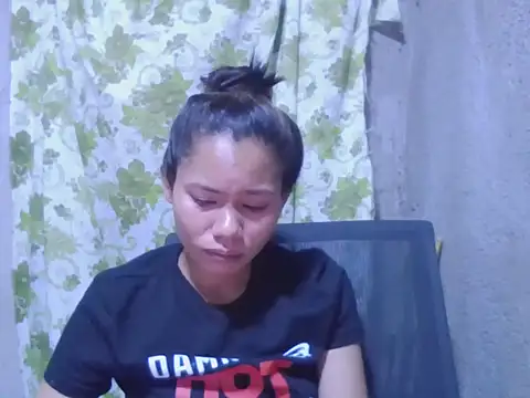 Sweeetgurll online show from 11.18.25