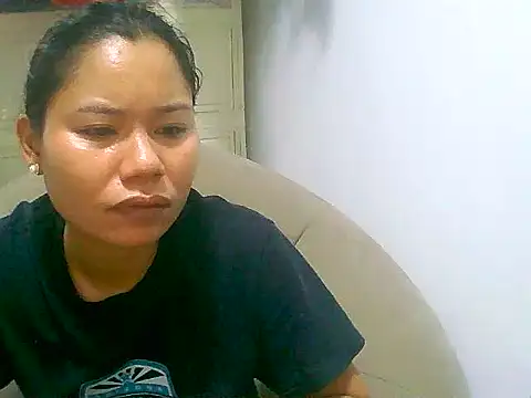 Snapshot of Sweeetgurll chatting on 07.15.26 Sweeetgurll online show from 07.15.26
