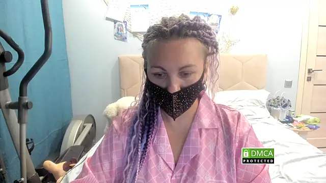 EmilyMali online show from 10.14.25