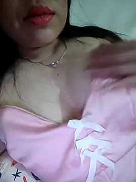 Snapshot of Julyy08 chatting on 02.23.26 Julyy08 online show from 02.23.26