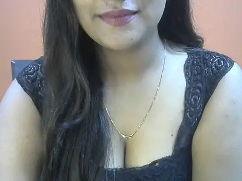 Queenxxx98 online show from 11.27.25