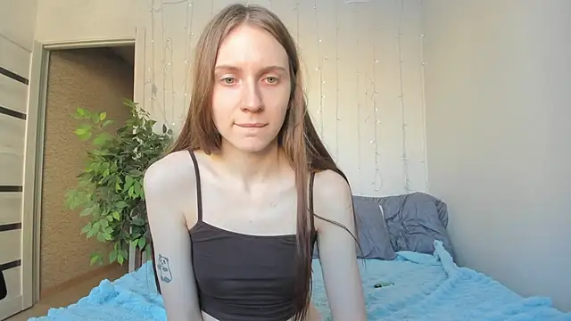 Kelly Gerzikaa online show from 02.26.26