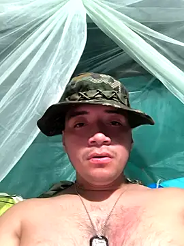 Snapshot of lamejorpene chatting on 09.19.25 lamejorpene online show from 09.19.25