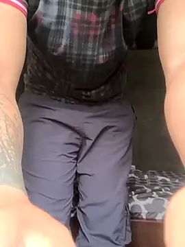 Snapshot of lamejorpene chatting on 11.15.25 lamejorpene online show from 11.15.25