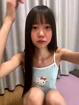 Snapshot of xinyu789 chatting on 10.22.25 xinyu789 online show from 10.22.25