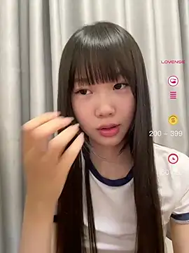 Snapshot of xinyu789 chatting on 08.03.26 xinyu789 online show from 08.03.26