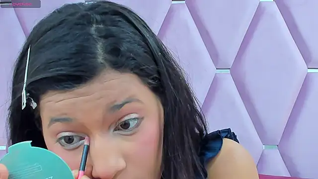 MaskedGirl  online show from 10.29.25