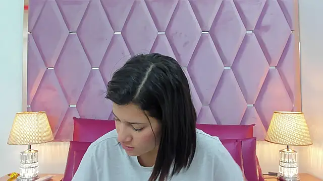 MaskedGirl  online show from 12.05.25