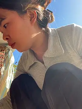 han-cute online show from 11.28.25