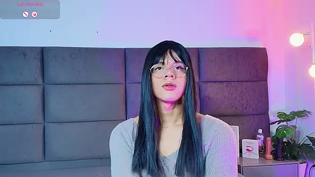 Slenna Moon online show from 01.06.26