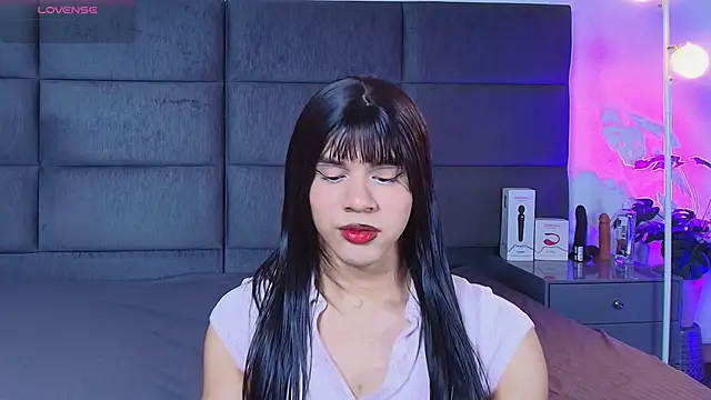 Slenna Moon online show from 03.05.26