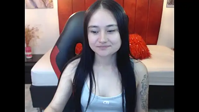 Snapshot of CindySweet_1 chatting on 11.18.25 CindySweet 1 online show from 11.18.25