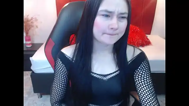 Snapshot of CindySweet_1 chatting on 11.22.25 CindySweet 1 online show from 11.22.25