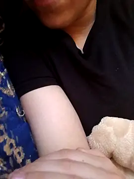 Snapshot of Ahalm chatting on 10.01.25 Ahalm online show from 10.01.25