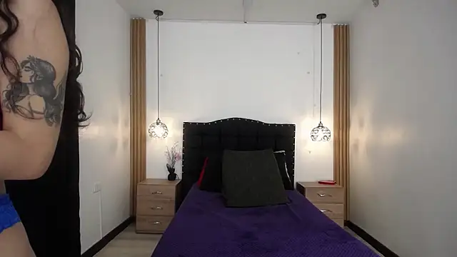 KENDALL ART online show from 12.05.25