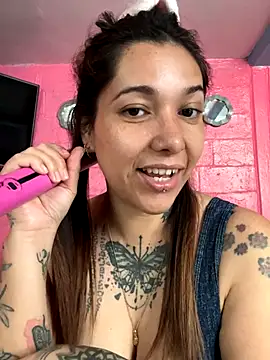 Snapshot of emperatrixsex chatting on 09.22.25 emperatrixsex online show from 09.22.25