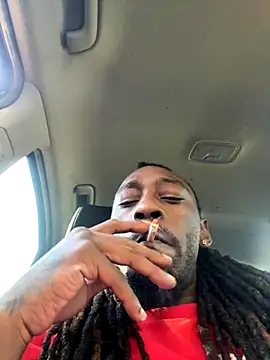 Snapshot of Scattyboo chatting on 11.13.25 Scattyboo online show from 11.13.25