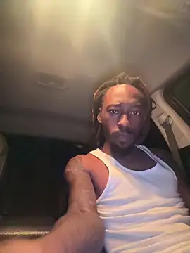 Snapshot of Scattyboo chatting on 11.22.25 Scattyboo online show from 11.22.25