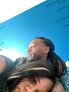 Snapshot of Scattyboo chatting on 12.14.25 Scattyboo online show from 12.14.25